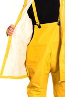 [303015261] Traje Amarillo con Jardinero (L)